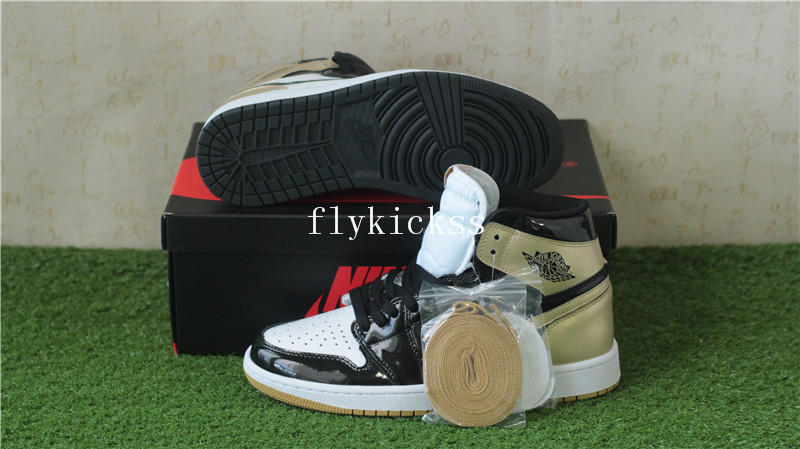 Air Jordan 1 Retro Gold Top3